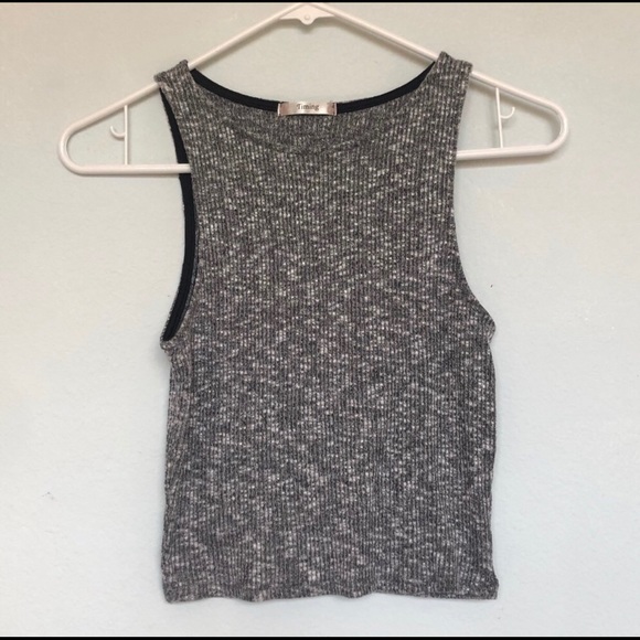 Tops - Gray knitted Crop Top